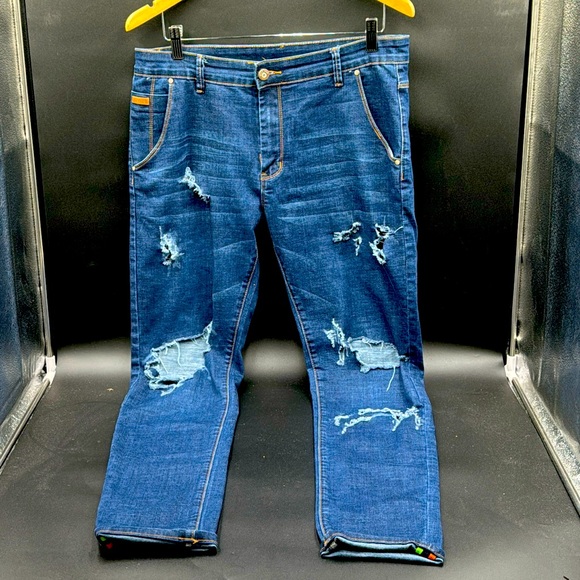 Fashion Denim slim fit distressed denim. Size 34 stretch. BNWT! - Picture 1 of 6